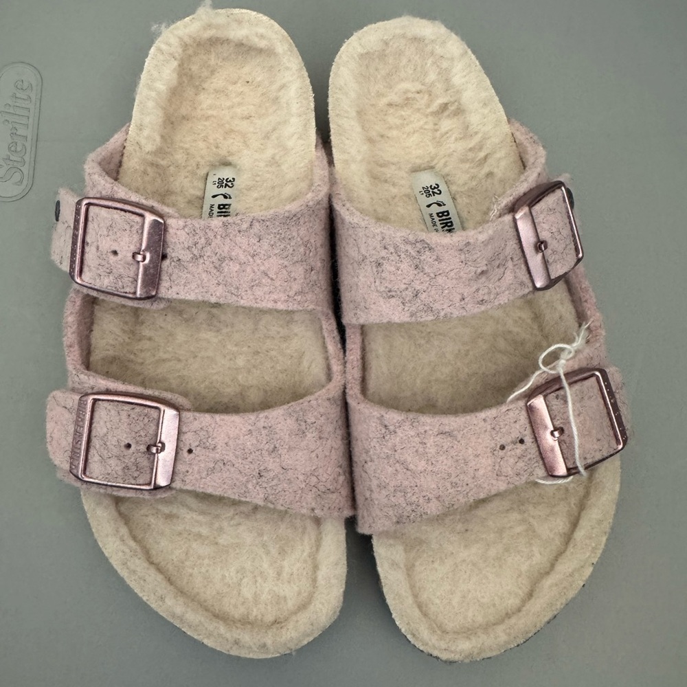 Birkenstock Light Pink Fleece Sandals Arizona Rivet